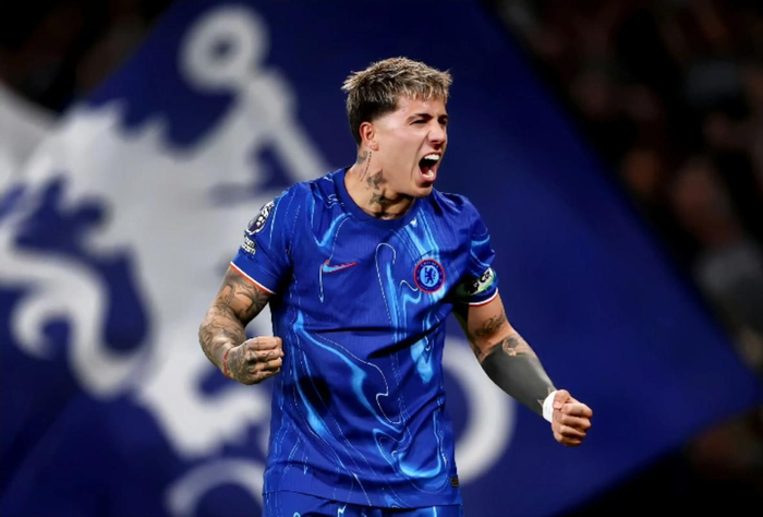 姆巴佩力荐皇马签法国防守新星！切尔西换帅后，恩佐梦想加盟皇马|基利安·姆巴佩|转会|B费|西班牙|雅克_新浪体育_新浪新闻